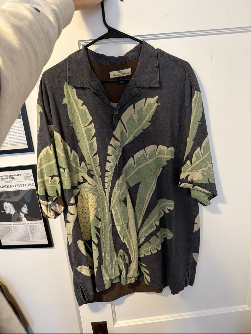 Tommy Bahama Black Short-Sleeve Hawaiian Shirt with Green Palm Print